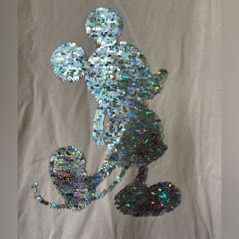 Long sleeve Disney flip shirt, NWT - Picture 6 of 8